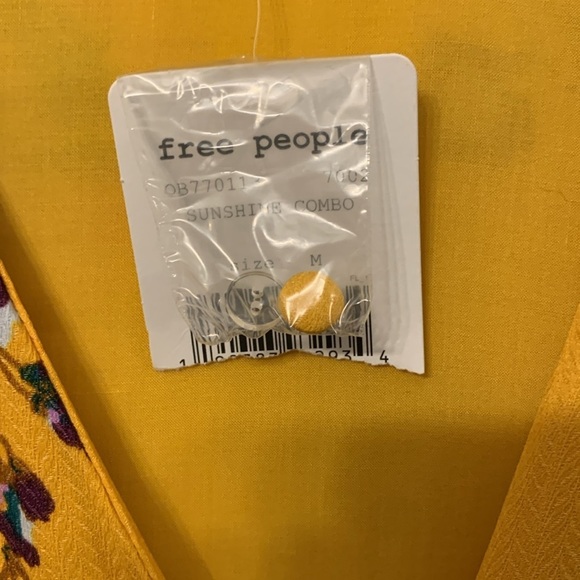 Free People Lost in You Golden Yellow Floral Print Midi Dress Size M NWT - Picture 6 of 10